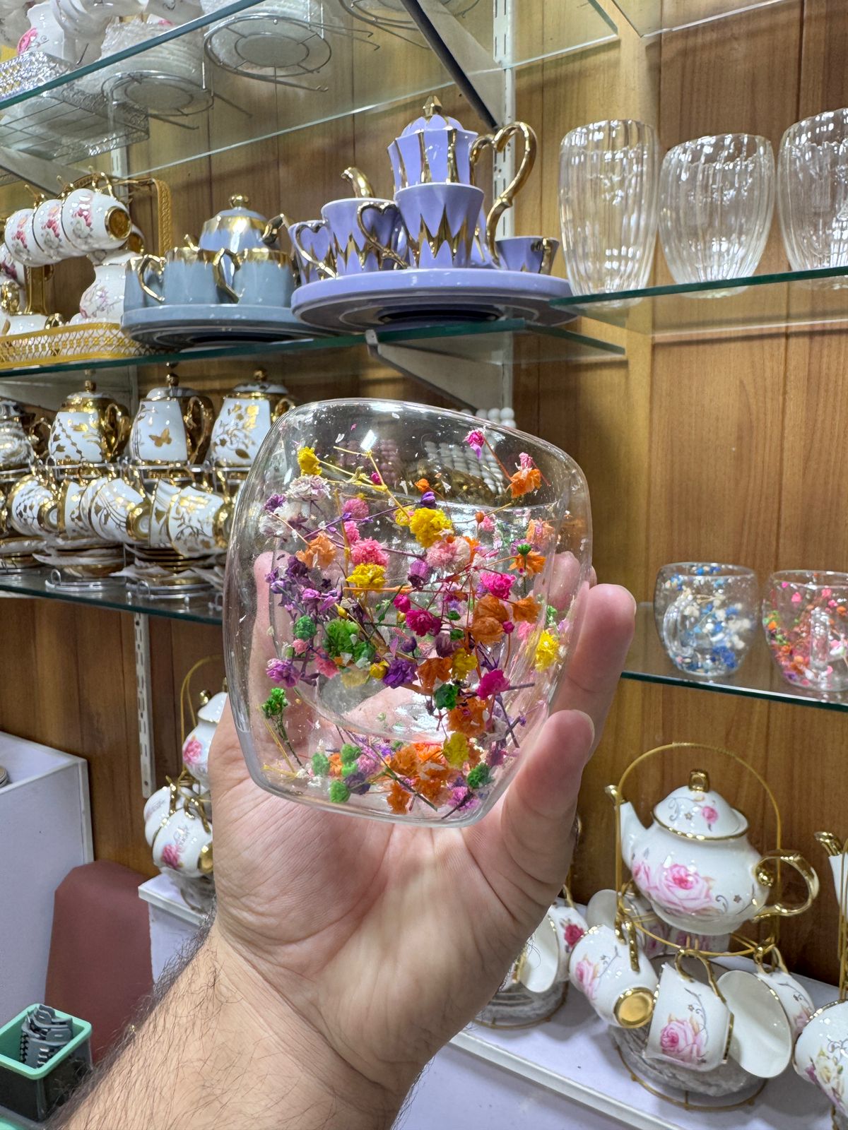 Elegant Glass Mug with Embedded Floral Design – Aesthetic Tea & Coffee Cup