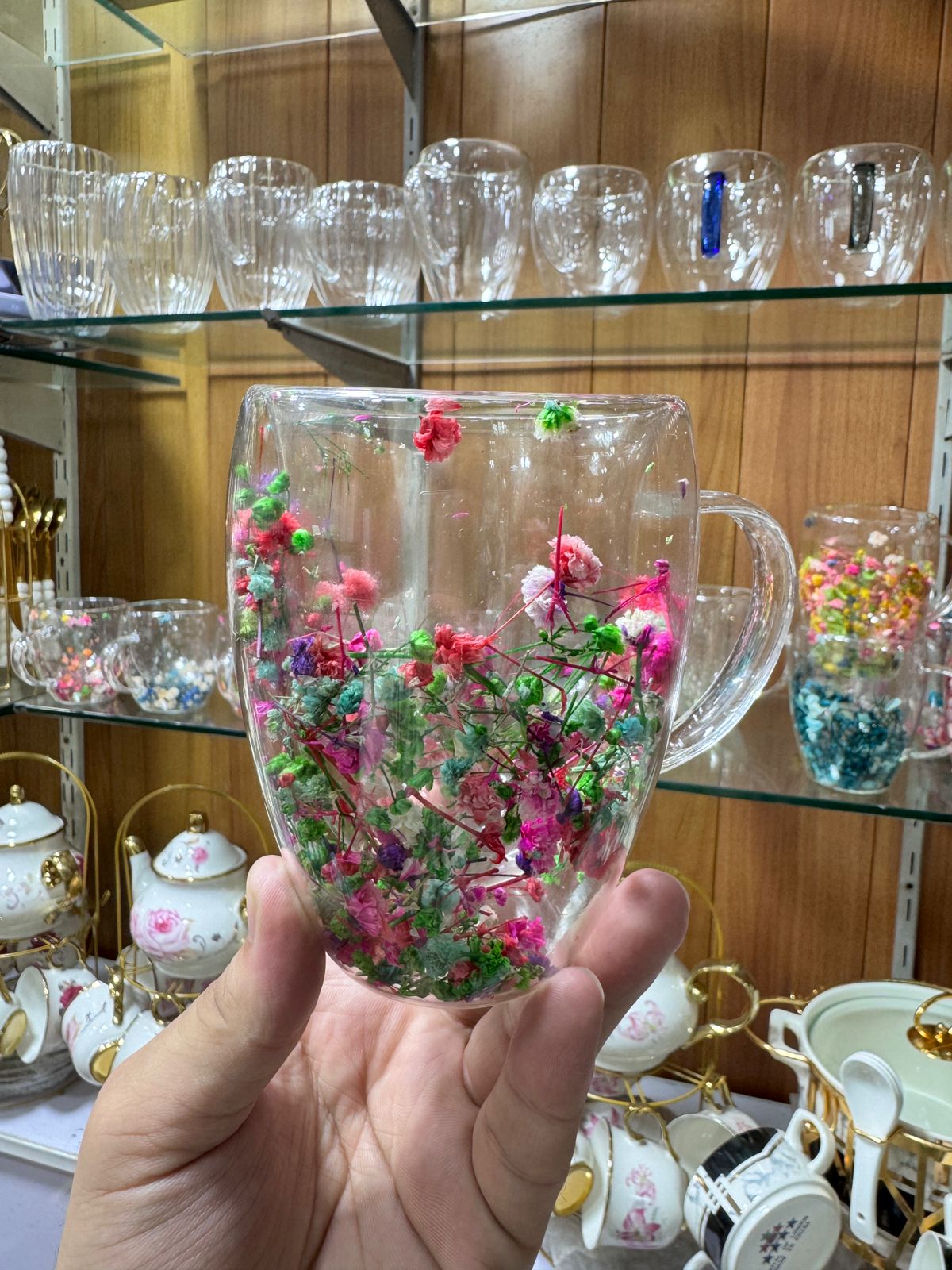 Elegant Glass Mug with Embedded Floral Design – Aesthetic Tea & Coffee Cup