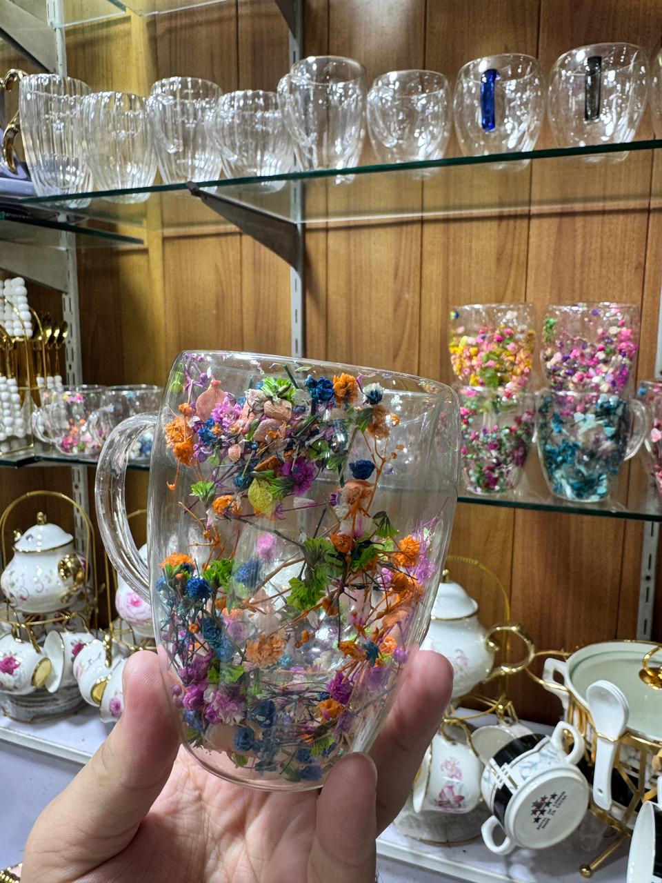 Elegant Glass Mug with Embedded Floral Design – Aesthetic Tea & Coffee Cup