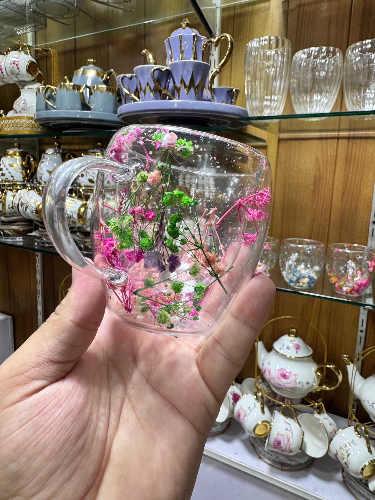 Elegant Glass Mug with Embedded Floral Design – Aesthetic Tea & Coffee Cup